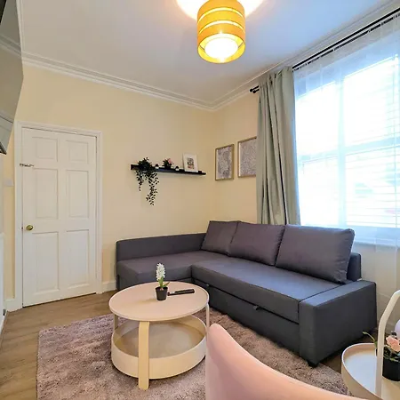 Hébergement de vacances Cosy Retreat Near Centre Free Parking